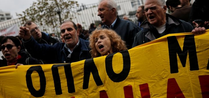 Greeks proceed protests against controversial property auctions