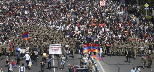Armenia squaddies be part of anti-authorities protests in Yerevan