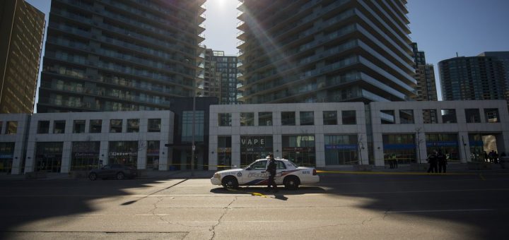 One Minute, No Gunshots: Toronto Officer Takes Down Van Suspect