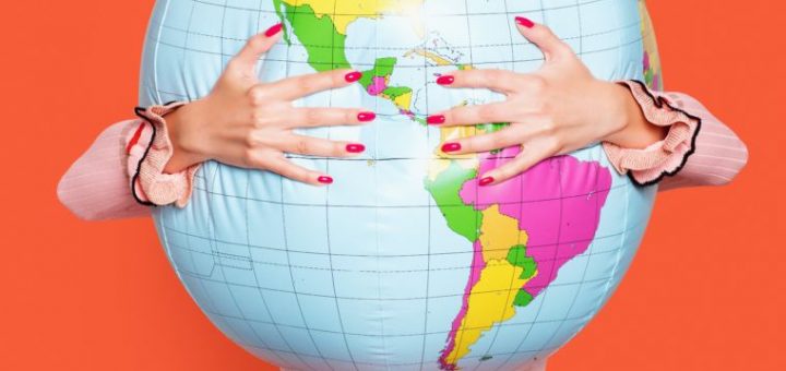 I watched an entire Flat Earth Convention for my examine—here’s what I discovered