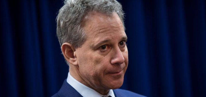 NY Licensed genuine Same old Schneiderman Resigns After Abuse Accusations