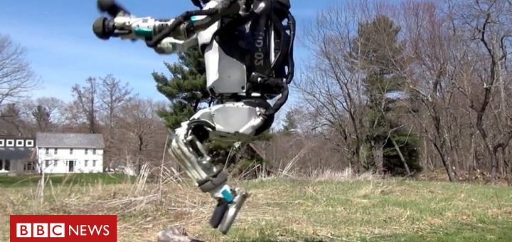 Atlas the robotic shows off operating skills