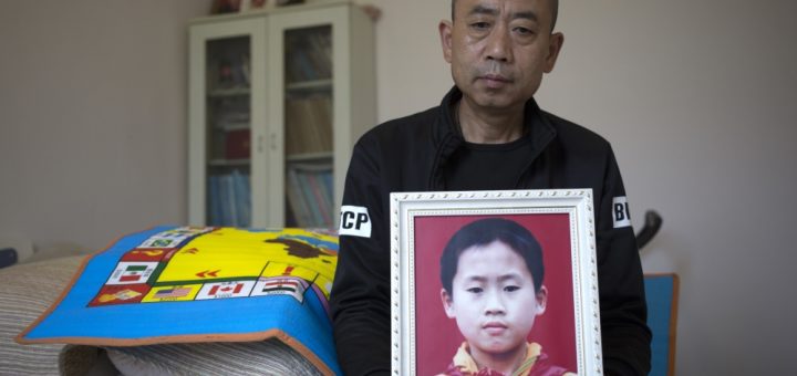 Anguish lives on for households of students crushed in Sichuan quake