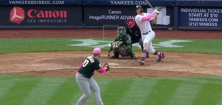 Giancarlo Stanton homers for Tenth time as a Yankee (VIDEO)