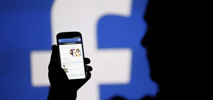 Social media live video may maybe maybe well be aged by paedophiles to abuse teens