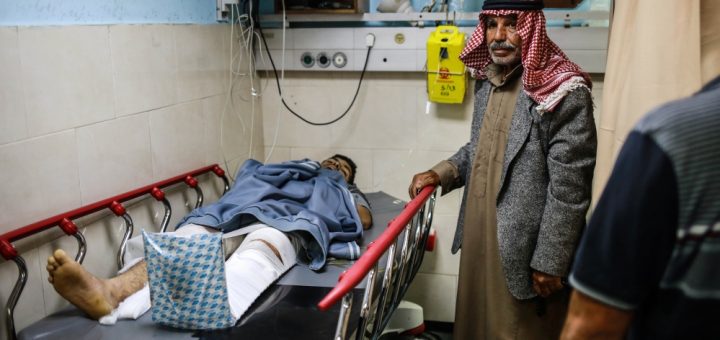 Gaza’s Al-Shifa Sanatorium ‘on brink of give method’ as injuries mount