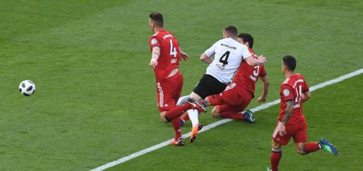 1:1 – Bayern gleicht gegen Frankfurt aus