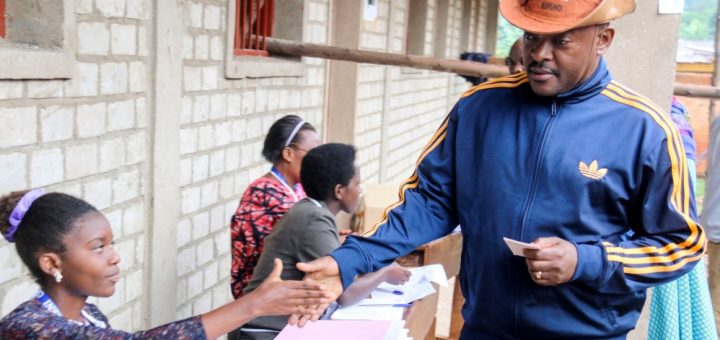 Burundi backs fresh structure extending presidential timeframe limits